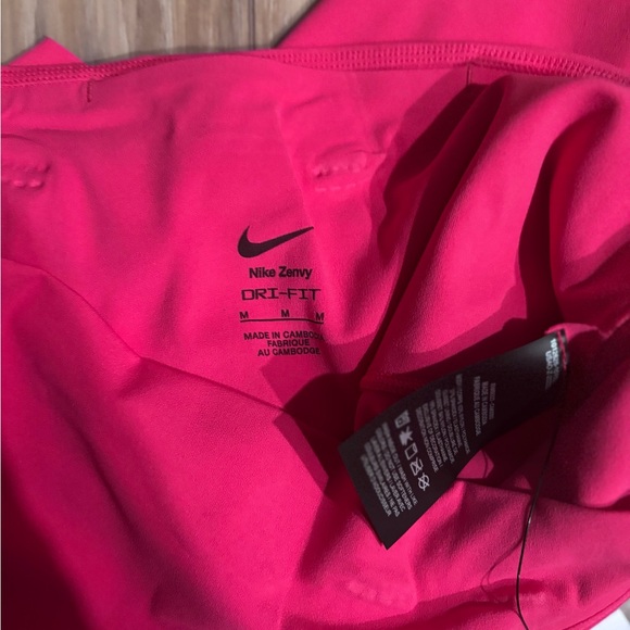 Nike Women's Zenvy Biker Shorts Size Medium - Picture 6 of 8